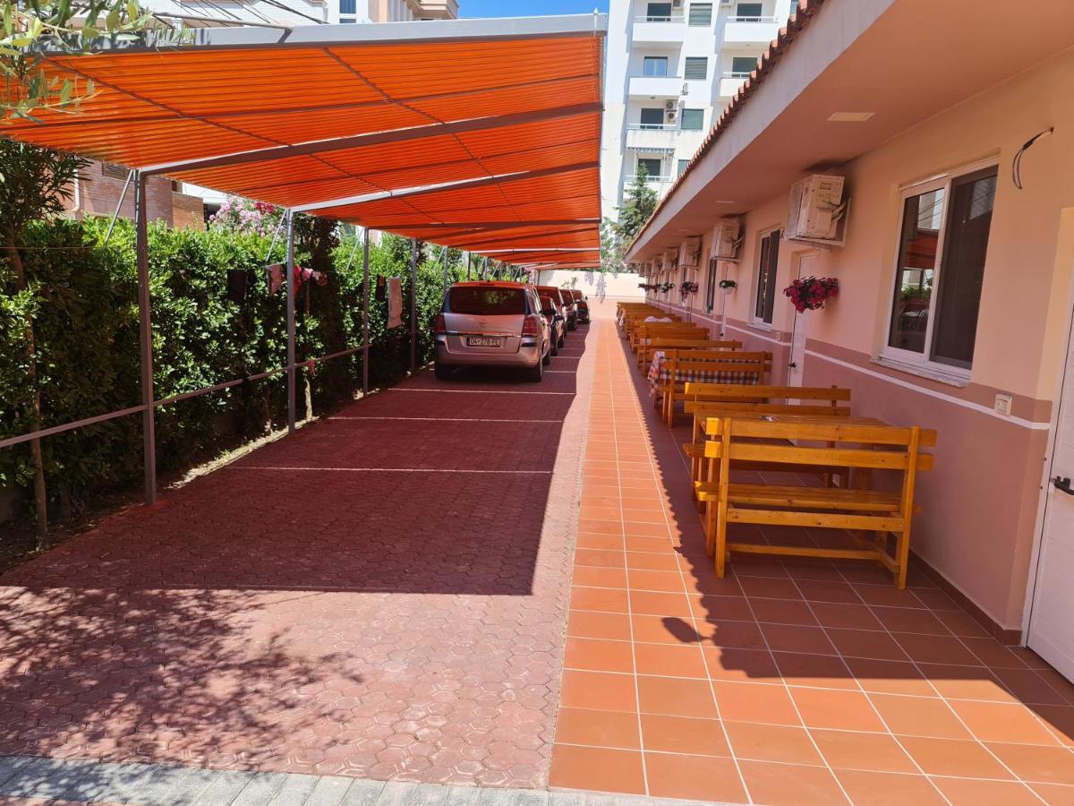 Vila Ivina Durres Bagian luar foto